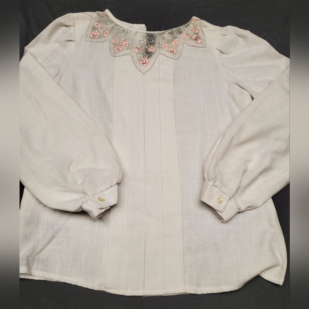 Vintage 80s Cottagecore Embroidered Floral Blouse Ivory Prairie Romantic Boho To